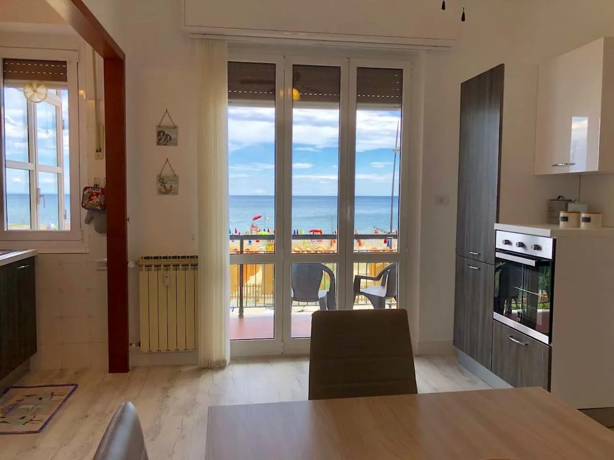 Residence Rivamare Vado Ligure Italy